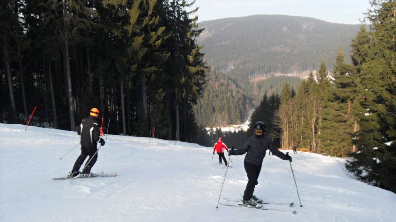 Je zde výběr z 12 km sjezdovek!