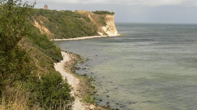 The Baltic can also play the wild coast with cliffs 