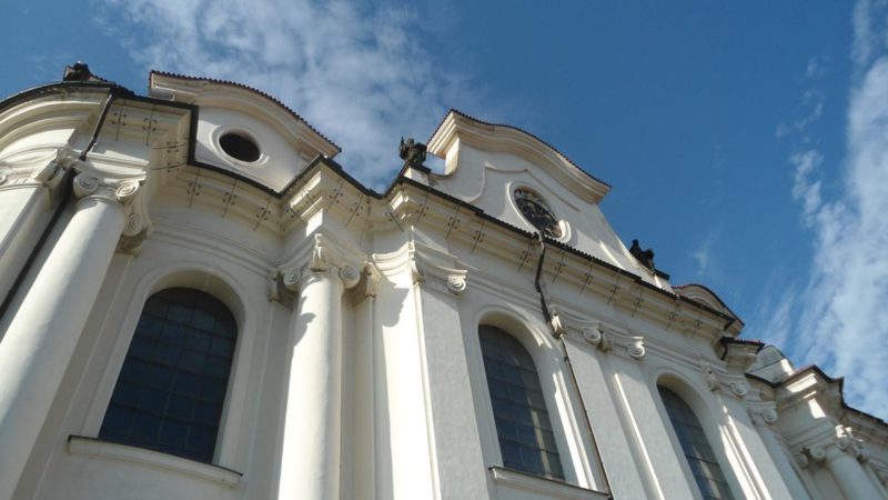 Detail fasády Břevnovského kláštera