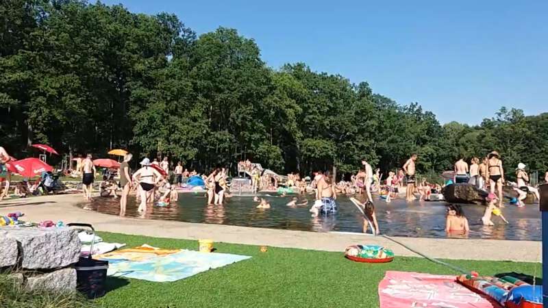 Osobně jsem si to tady velmi oblíbil - jenom škoda, že nejsem sám