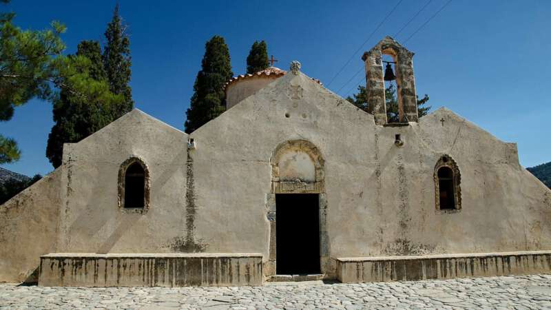 Nenápadný kostelík na Krétě