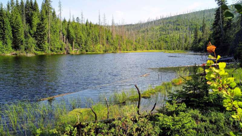 Jezero Laka bylo dlouho nedostupné
