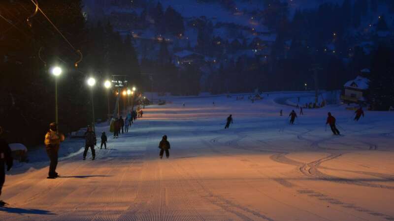 Ski Harrachov noční lyžování