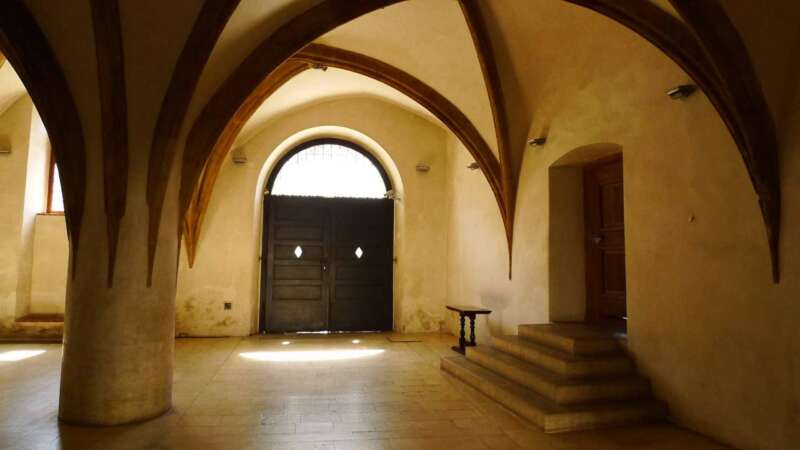 Další pohled na gotické interiéry