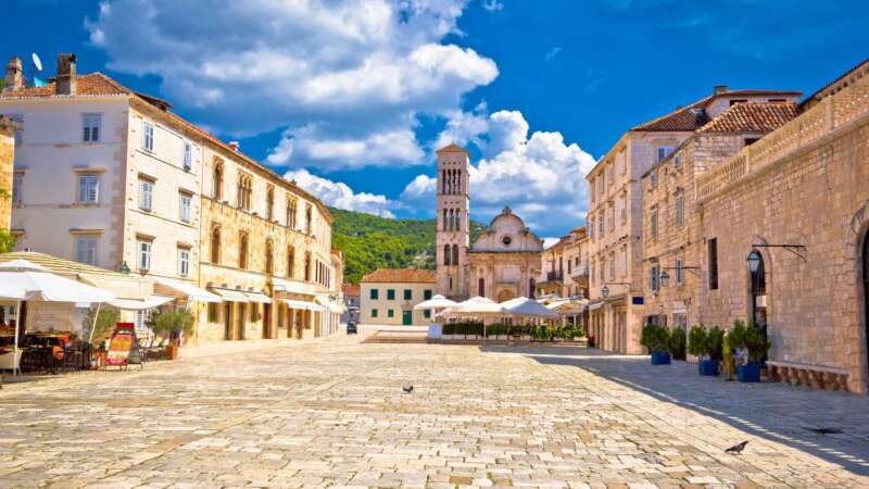 Hvar patří k největším chorvatským ostrovům
