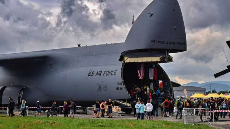 Gigantická transportní letadla