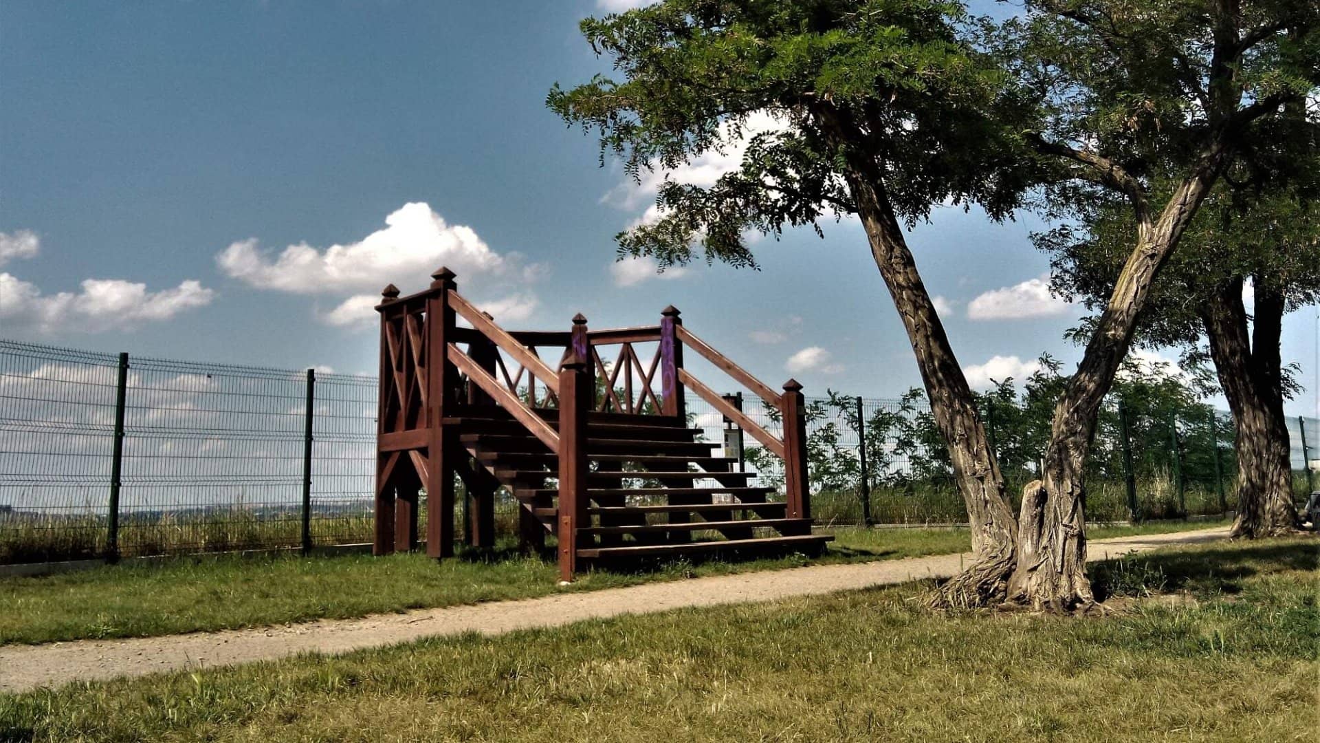 Vyhlídka Dobeška v Praze – Panorama Vltavy a pořádného kousku hlavního města