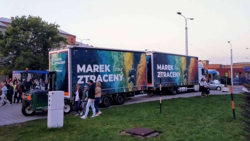 Uspořádat velký koncert není jednoduché