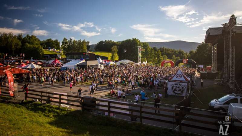 Areál ve Vestci nemá mezi letními festivaly konkurenci