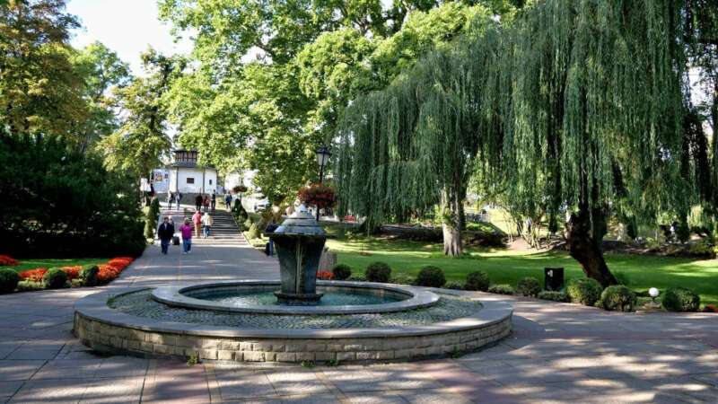 Park je jednou z nejhezčích částí Mezizdroje
