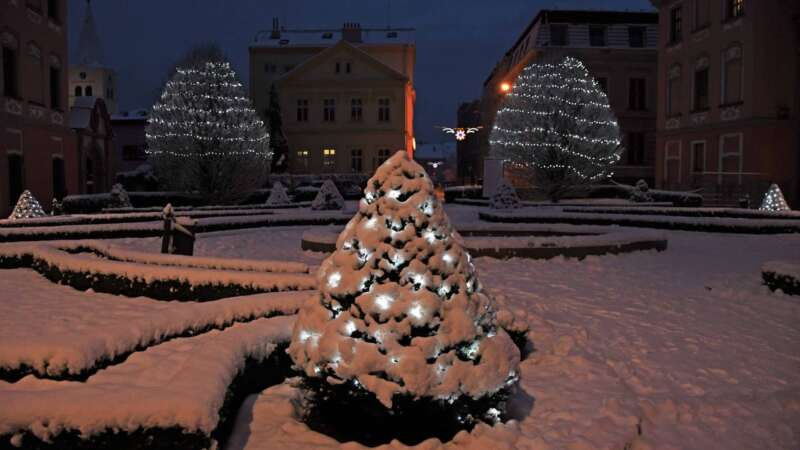 Valašské Meziříčí má nádherné vánoční osvětlení