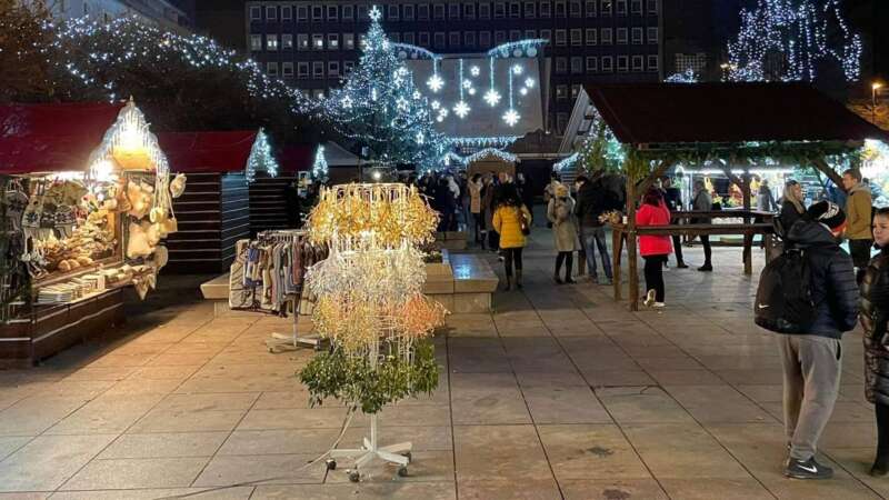 Všude tolik světel a ozdob - Vánoční trhy v Ústí nad Labem mám moc rád
