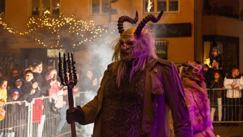 Průvod čertů a krampusáků je rok od roku větší atrakcí