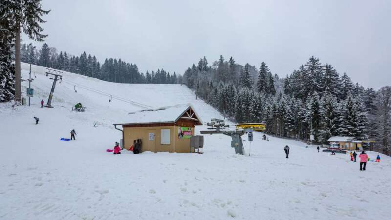 Ski areál Mariánky je blízko Plzně