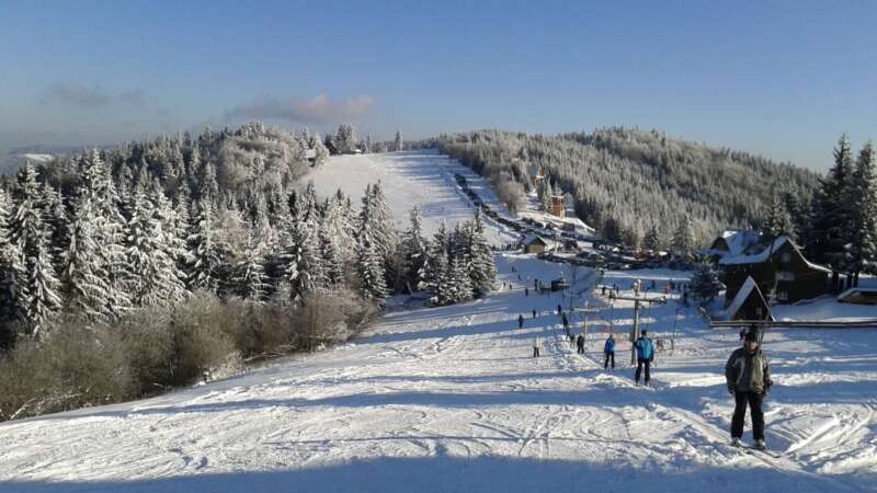 Ski Kohútka je ideální místo na zimní dovolenou ze Zlína