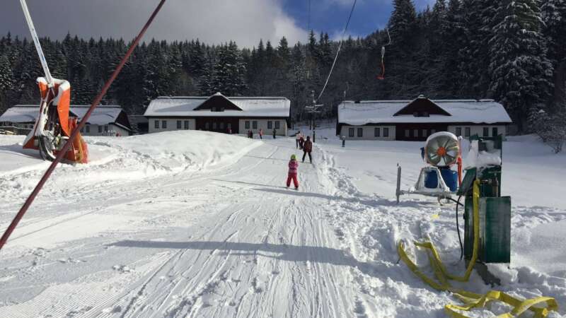 Ski areál Razula je jedním z nejbližších ze Zlína