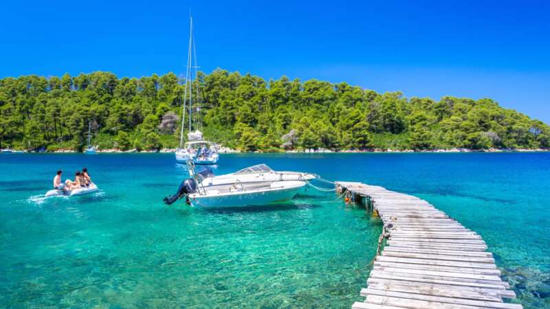 Ty barvy a řecká pohoda řeckého ostrova Skopelos se vám vryjí pod kůži