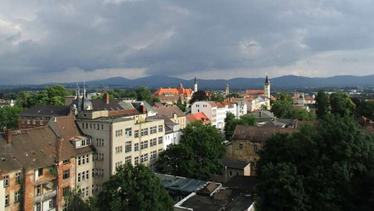 Žitava se nachází jenom pár kilometrů od českých hranic