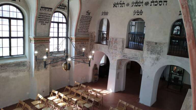 Zadní Synagoga je unikátní stavbou